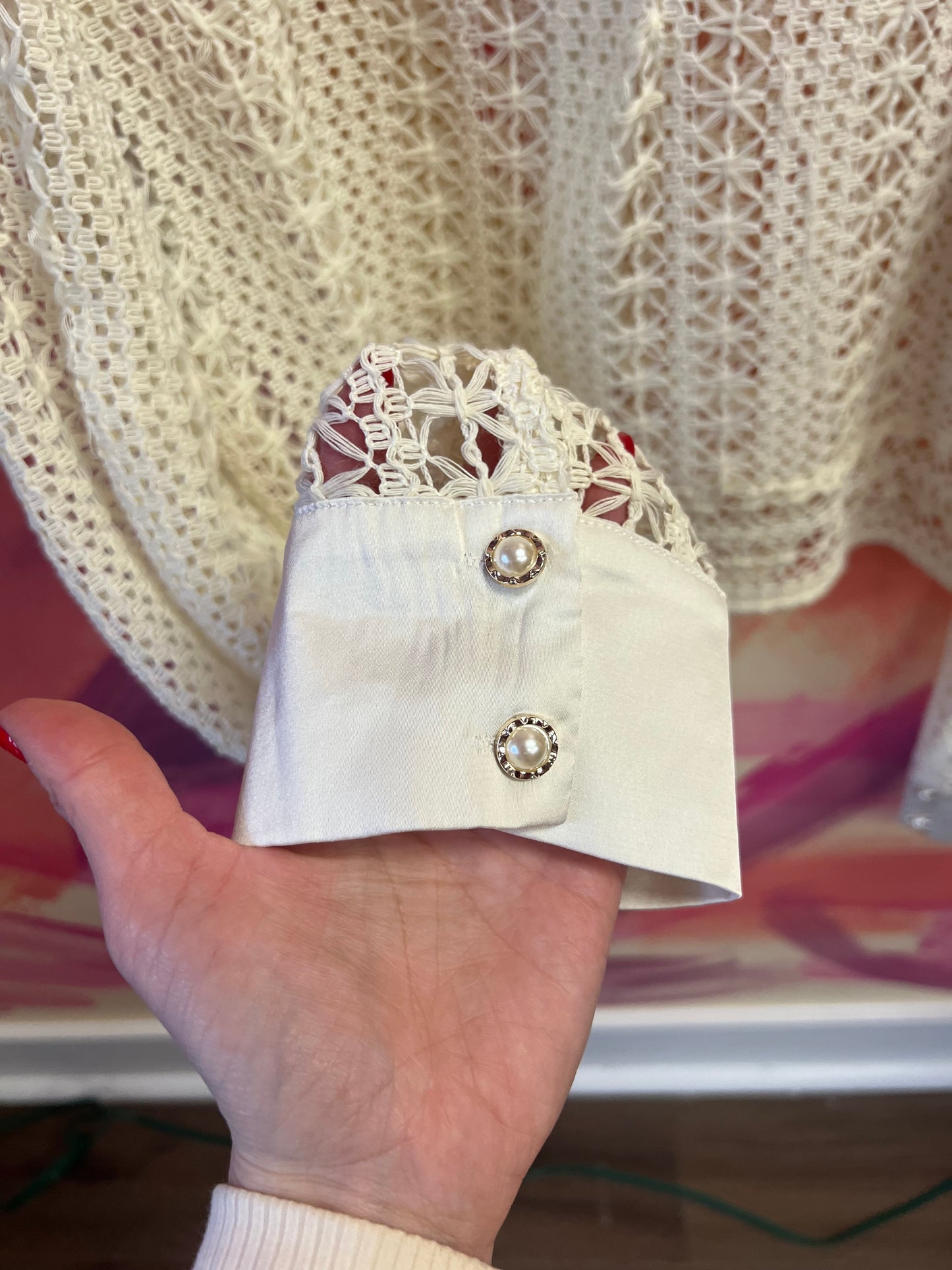 (MEDIUM) Cream Cover up