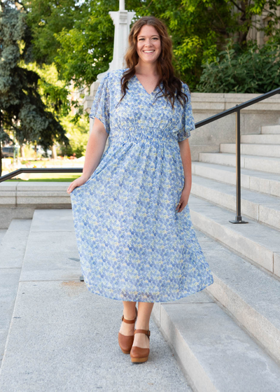 Plus size blue floral dress