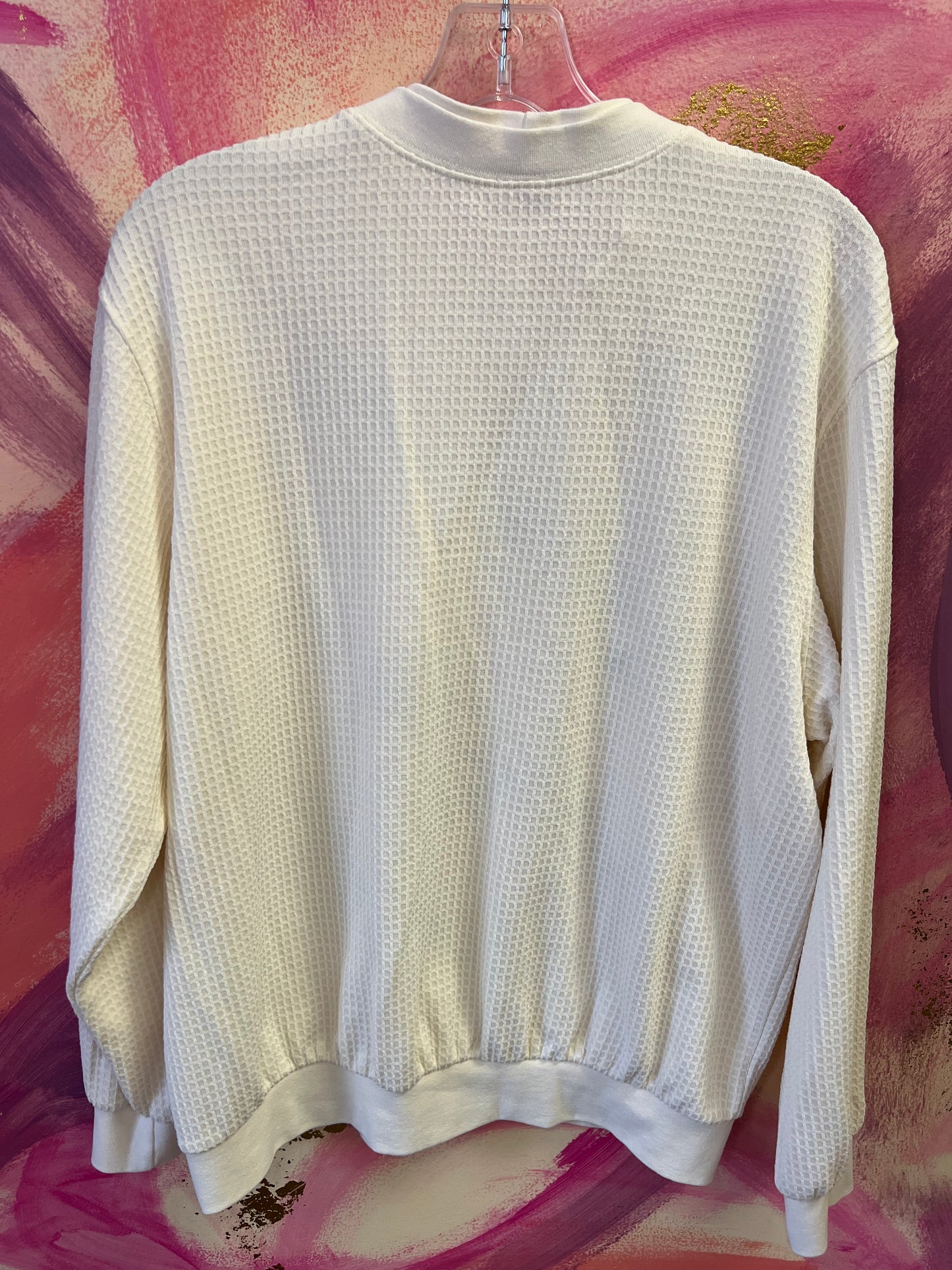 (L/XL) Floral Embroidered Top