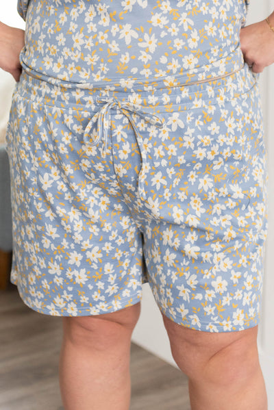 Plus size blue floral shorts