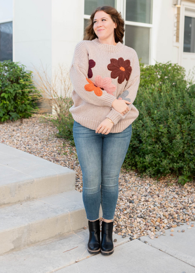 Long sleeve plus size natural flower sweater