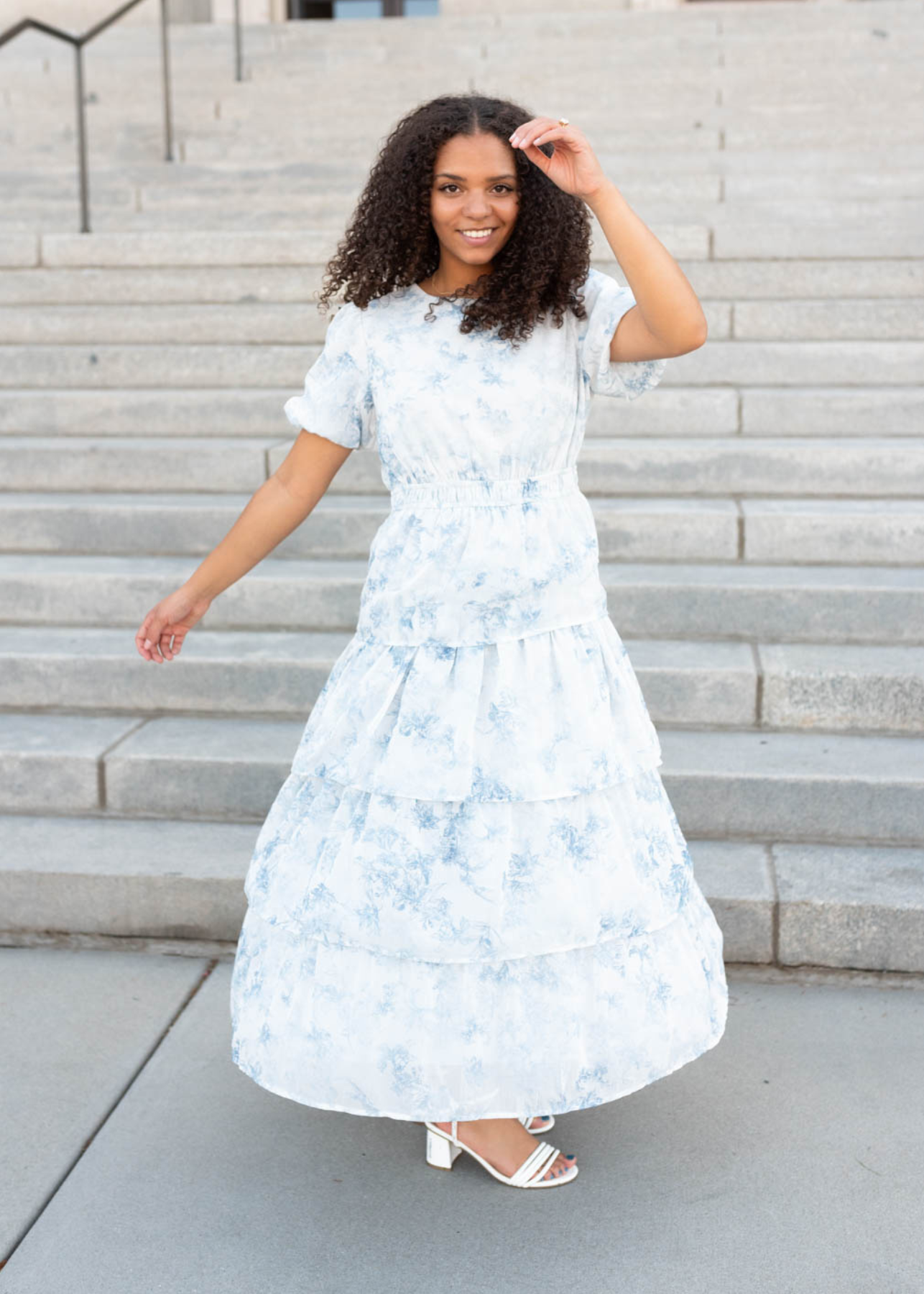 Short sleeve light grey floral ruffle dress