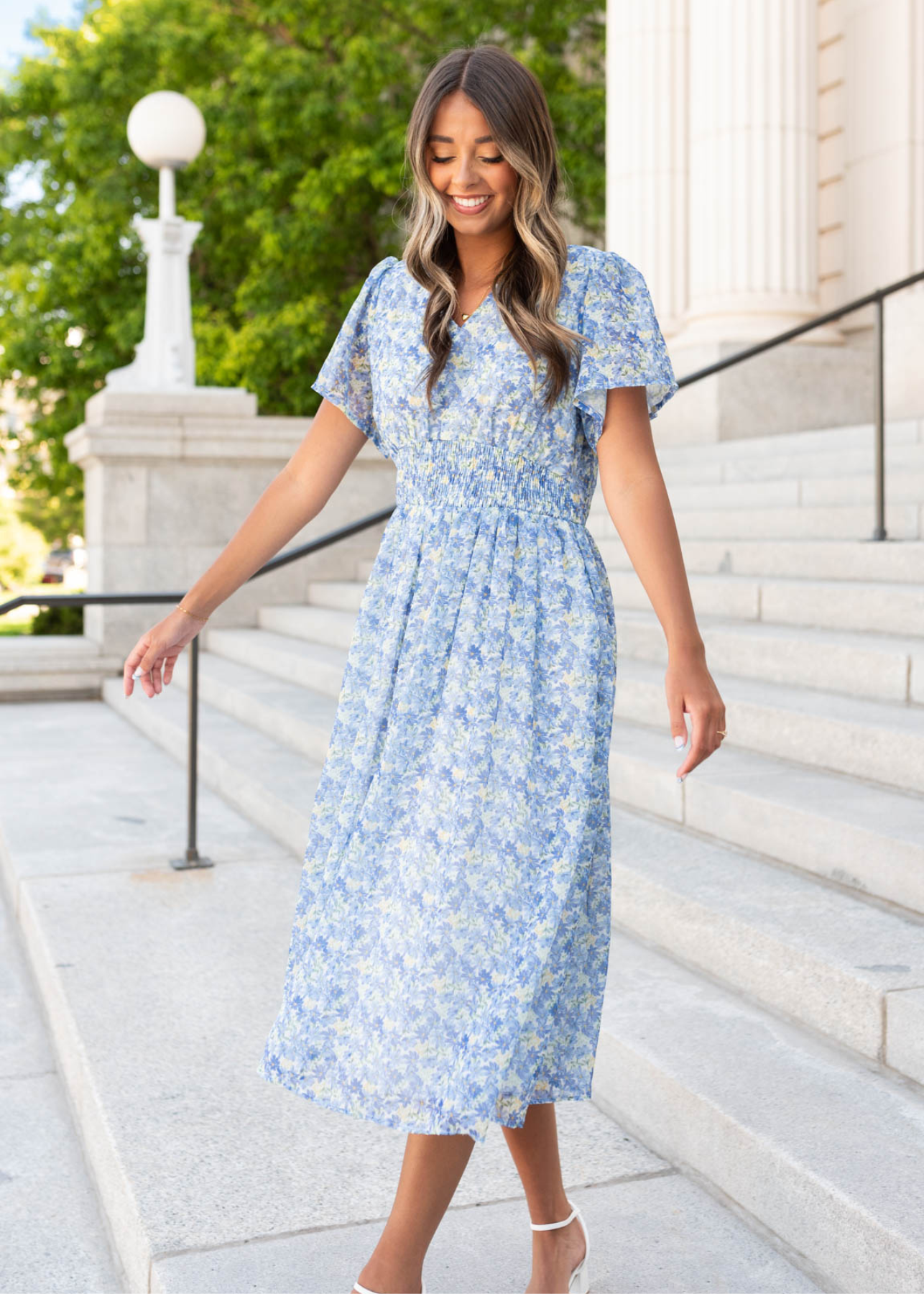 Short sleeve blue floral dress