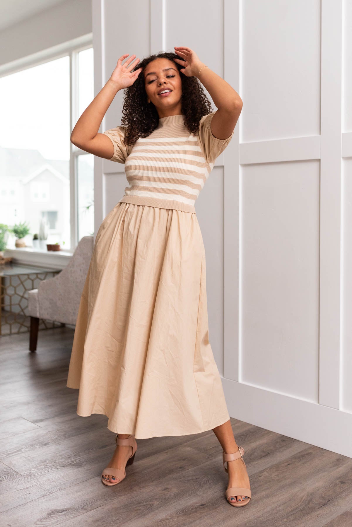 Sand strip knit dress with stripes on the top