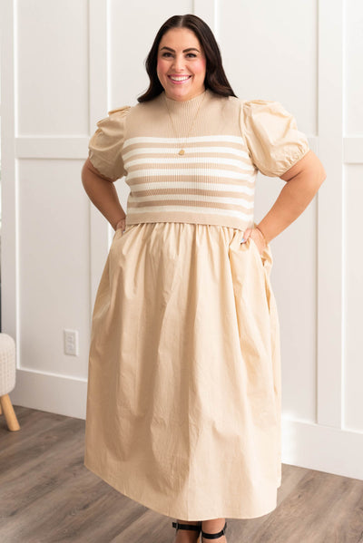 Plus size sand stripe knit dress with pockets