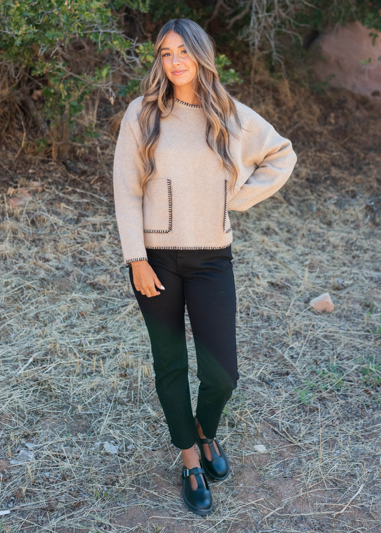 Long sleeve aupe stitch pocket sweater