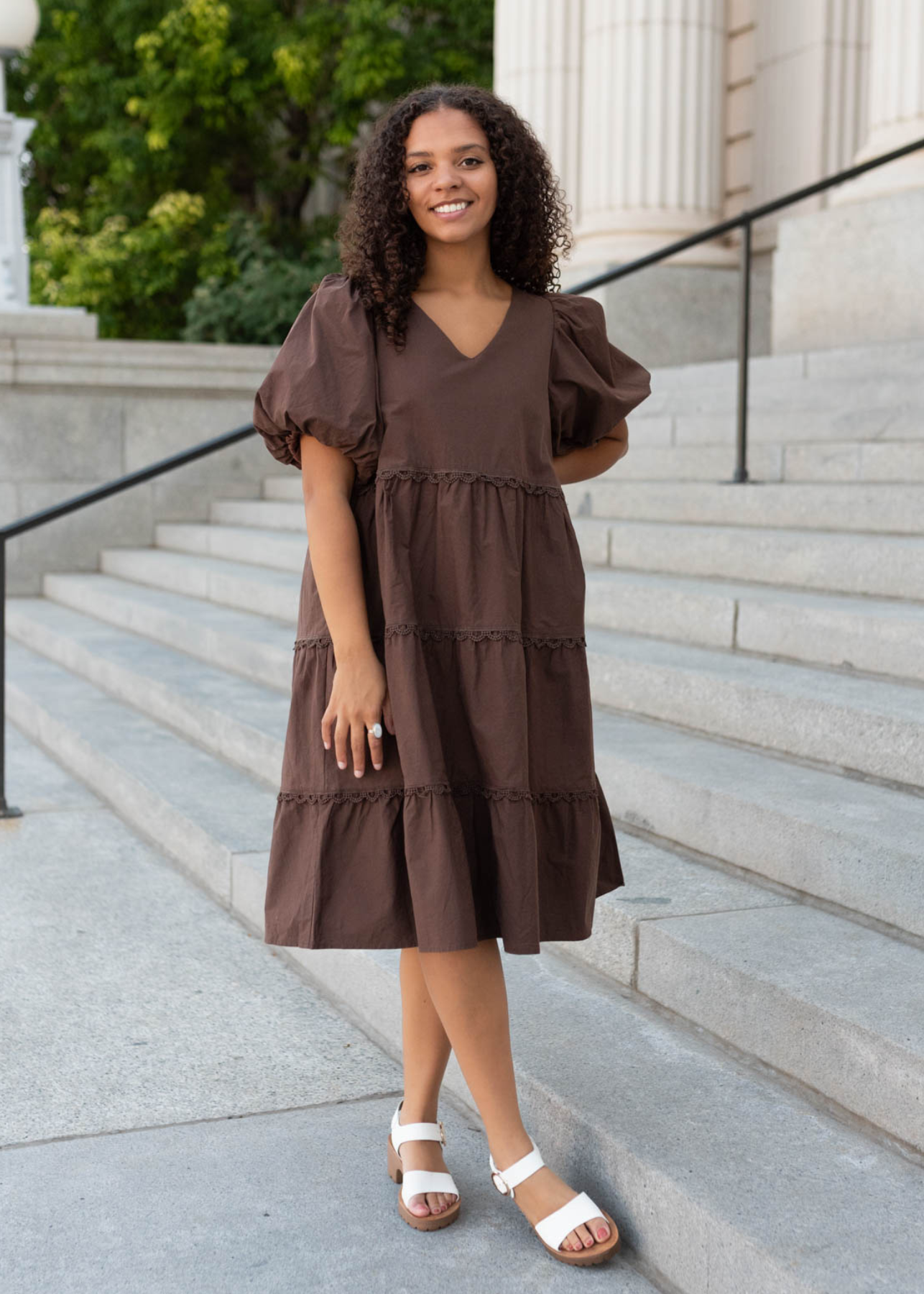 Brown tiered dress with short sleeves