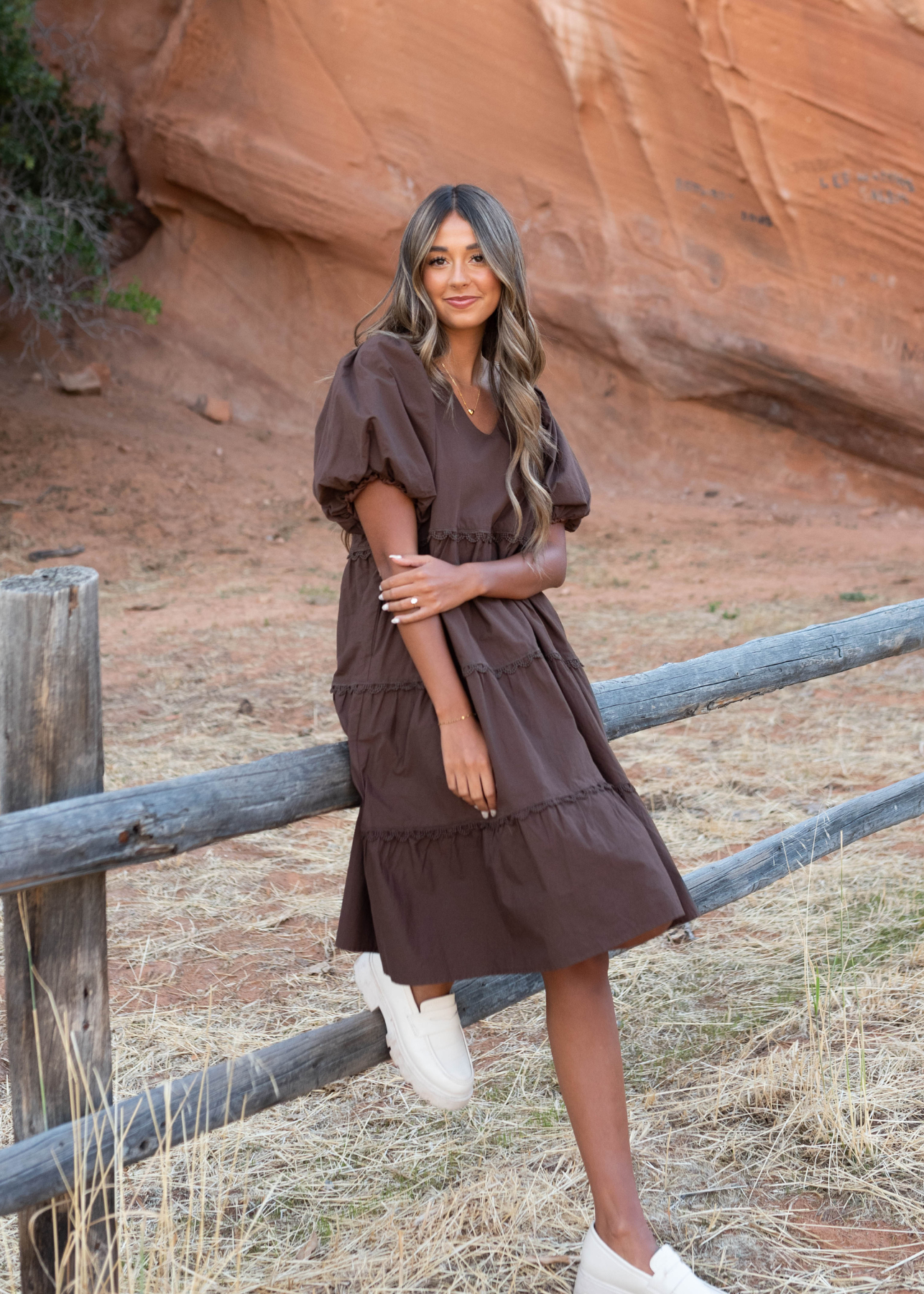 Short sleeve brown tiered dress