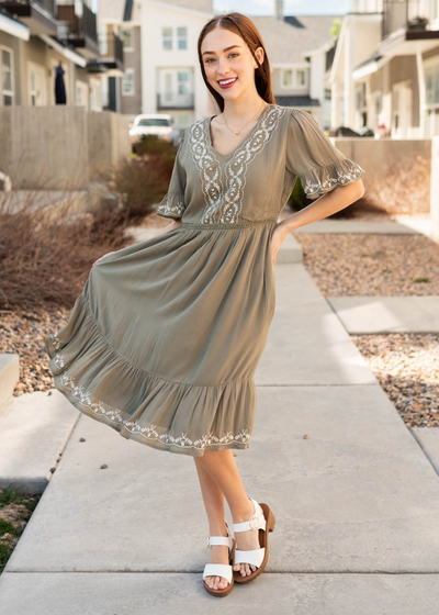 Short sleeve sage embroidered dress