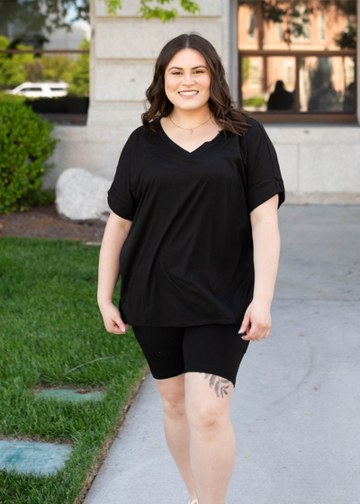 Short sleeve plus size black set with biker shorts