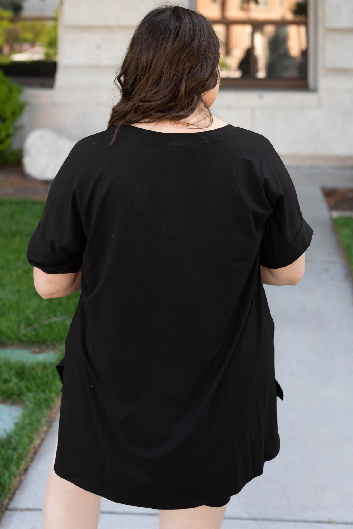 Back view of the plus size black set