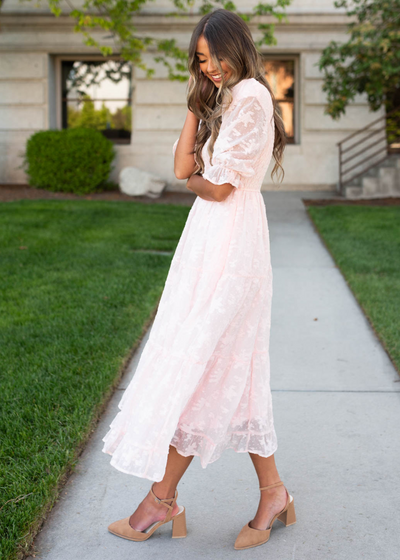 Side view of the blush v-neck maxi dress