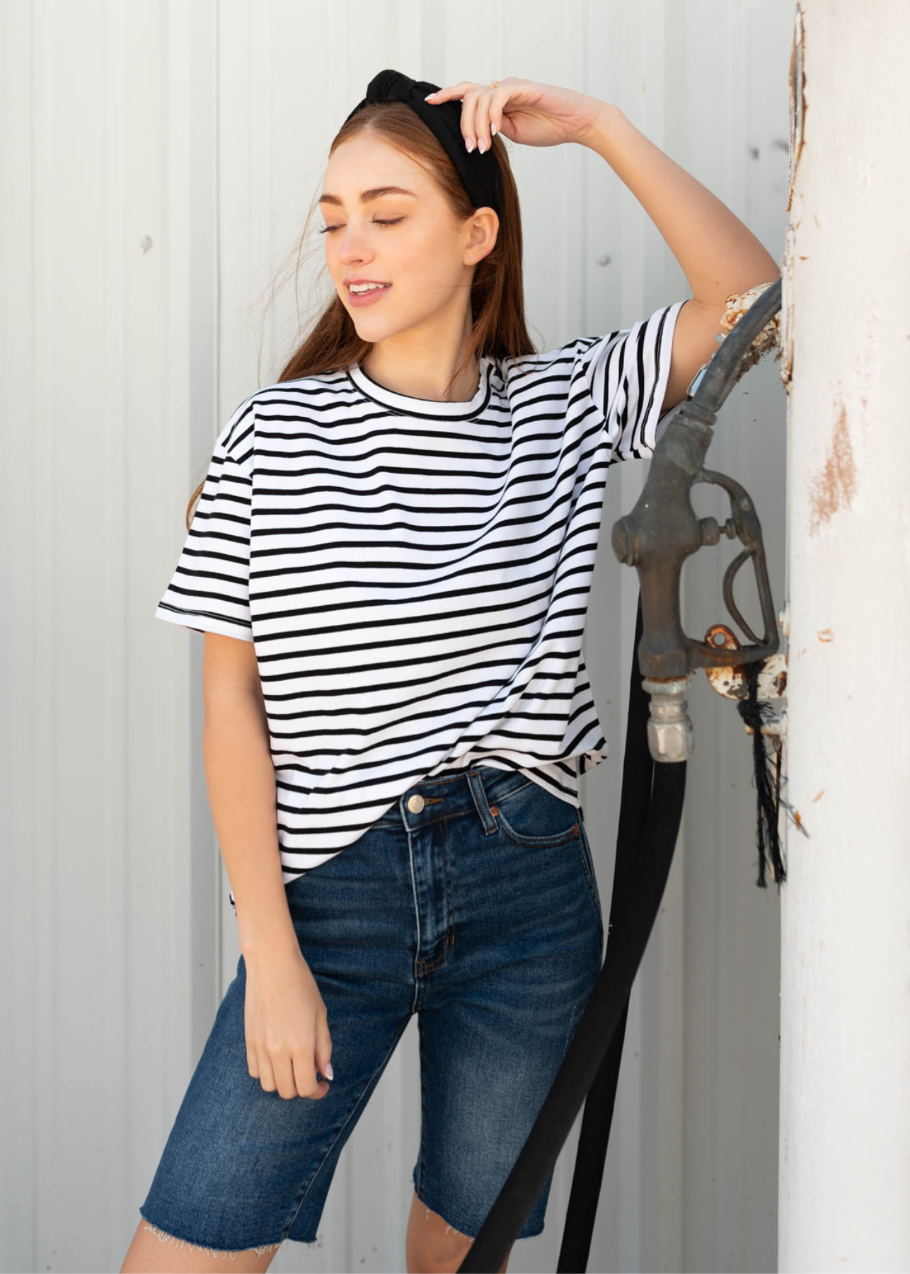 Short sleeve black stripe top