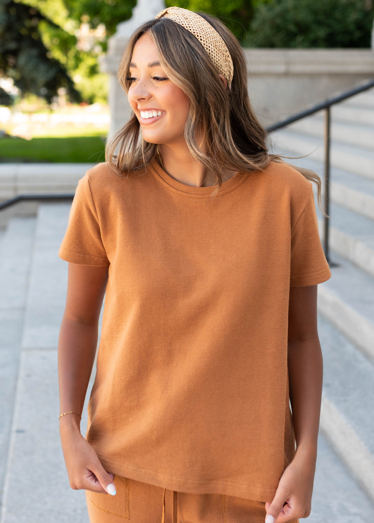 Crew neck camel top