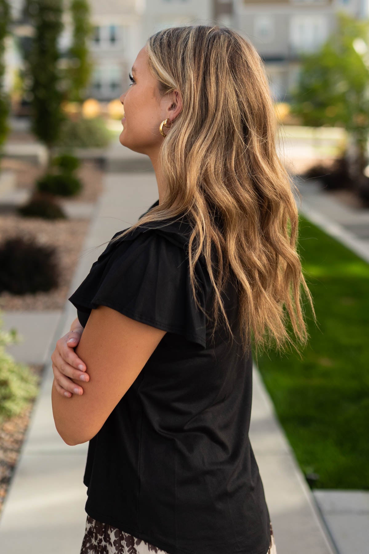 Side view of a black top