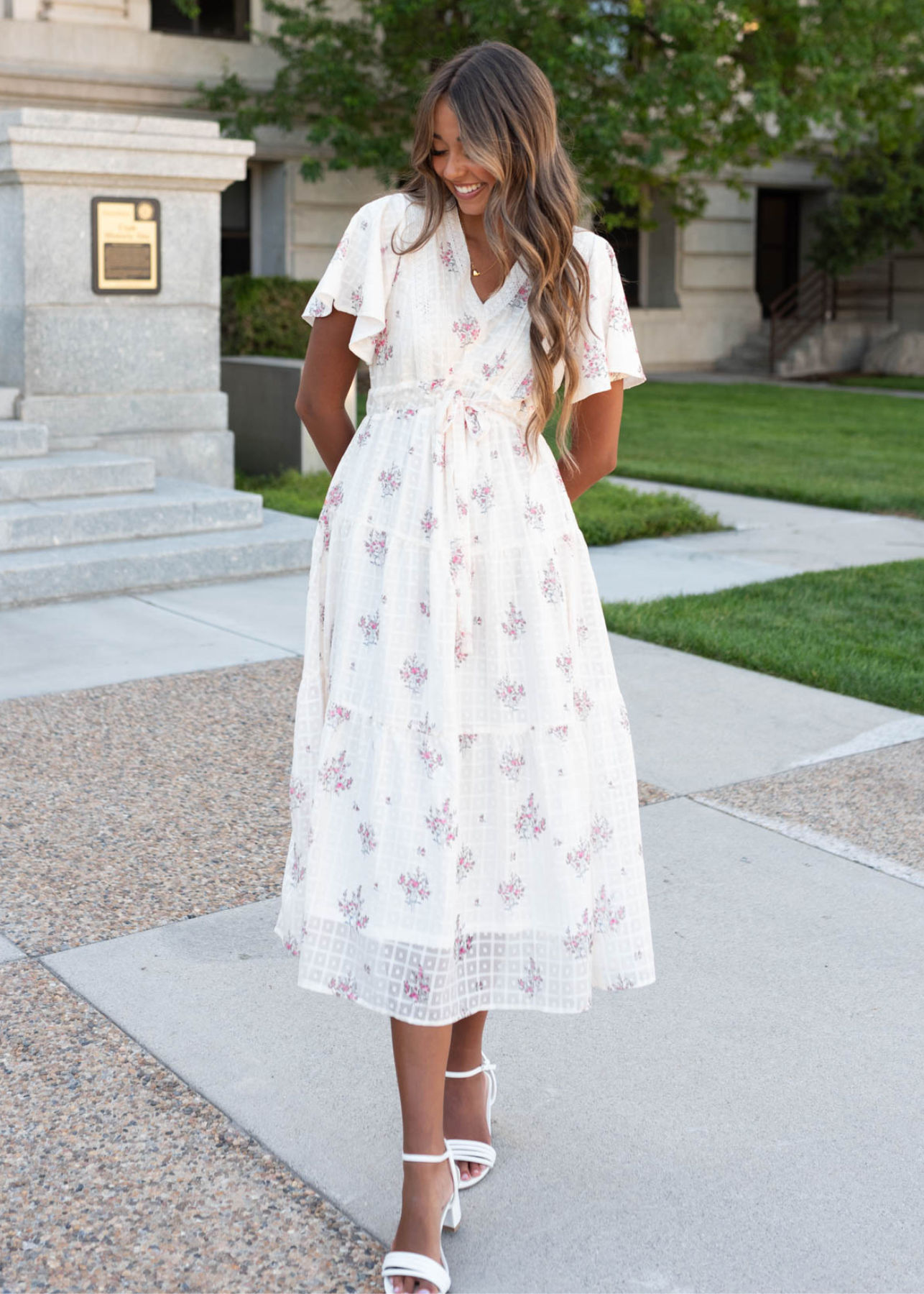 Cream floral tiered dress with short sleeves