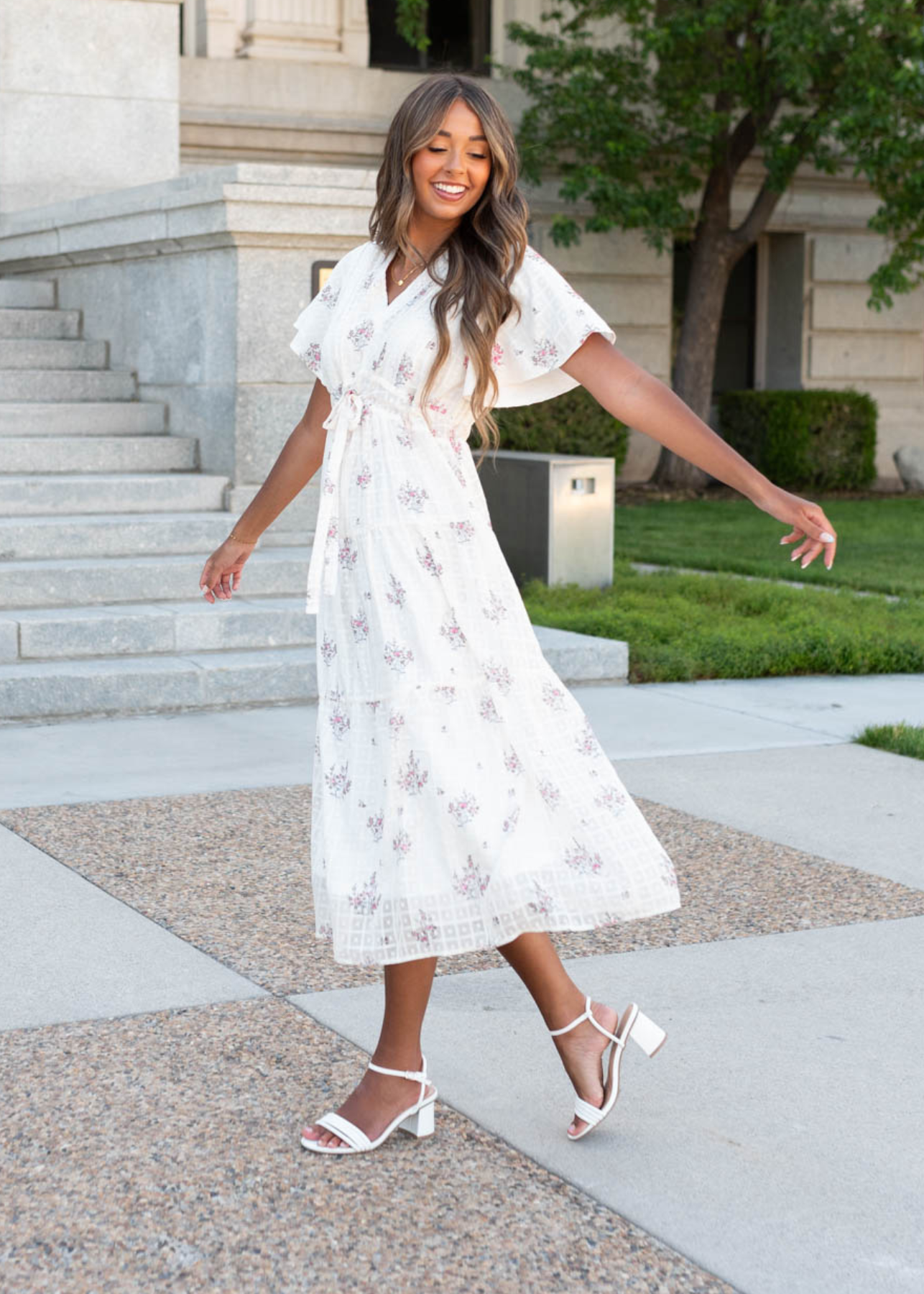 Short sleeve cream floral tiered dress