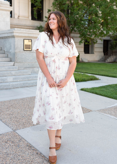 Plus size cream floral tiered dress