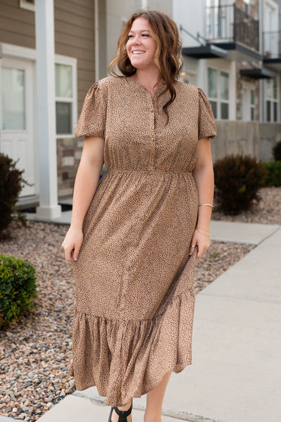 Plus size short sleeve taupe black dot dress