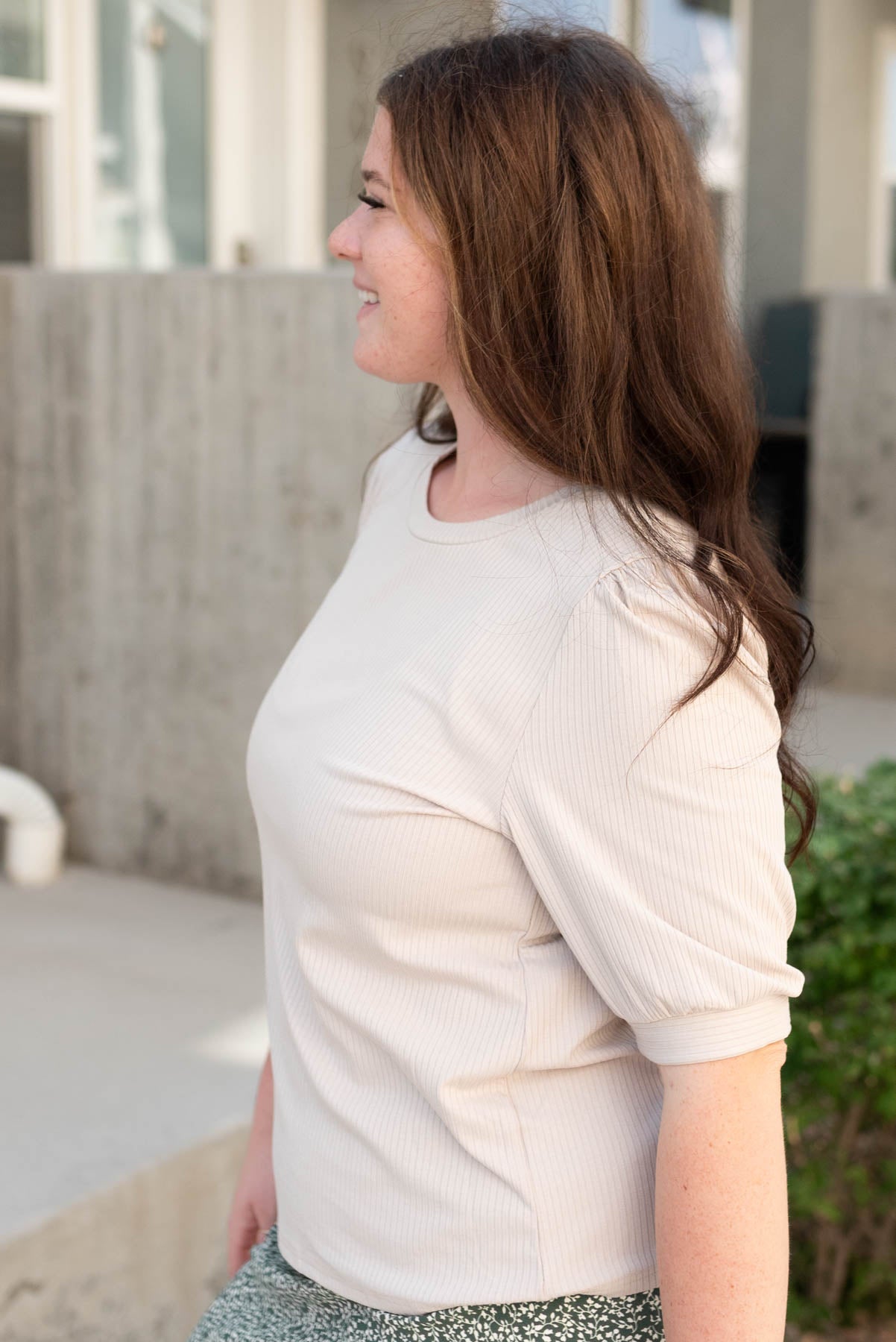 Side view of the plus size oatmeal top