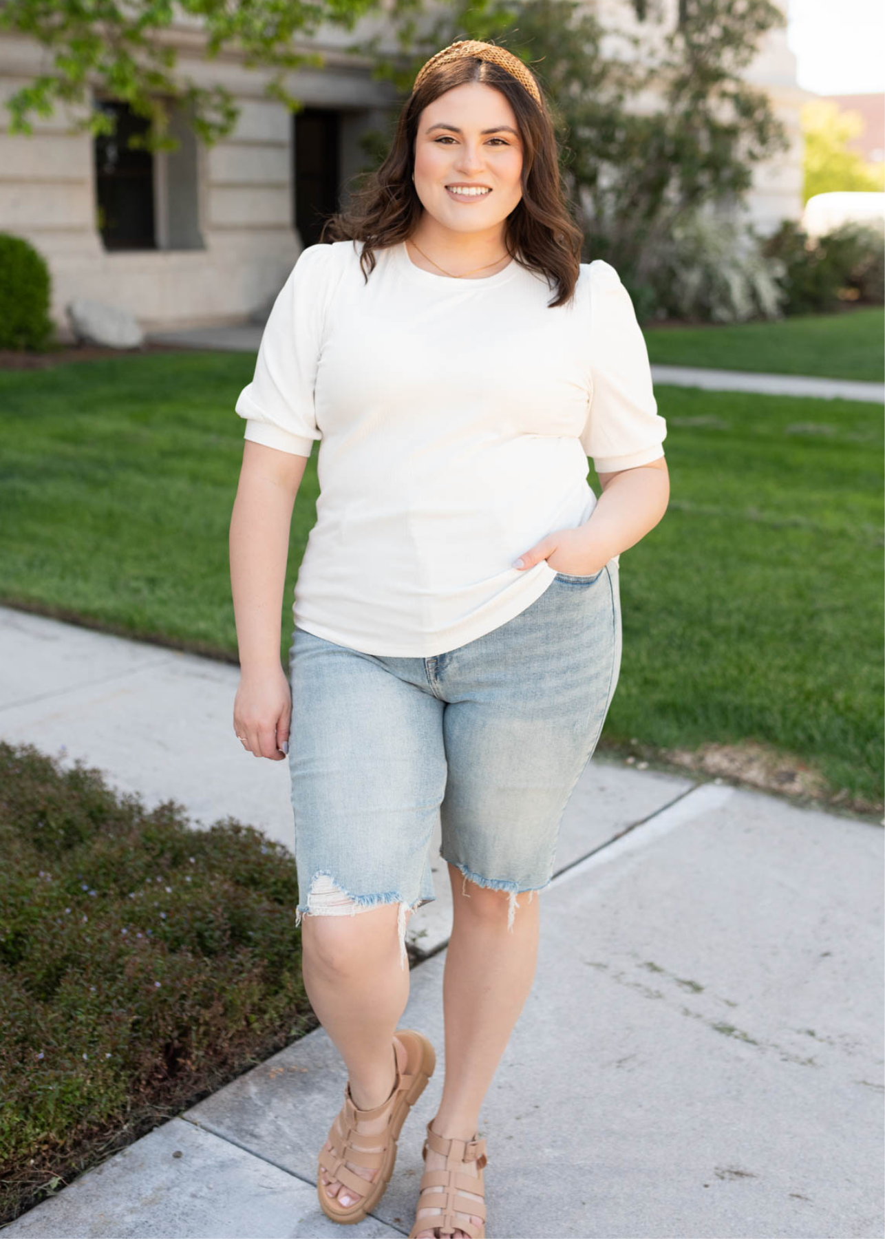 Short sleeve plus size basic white top