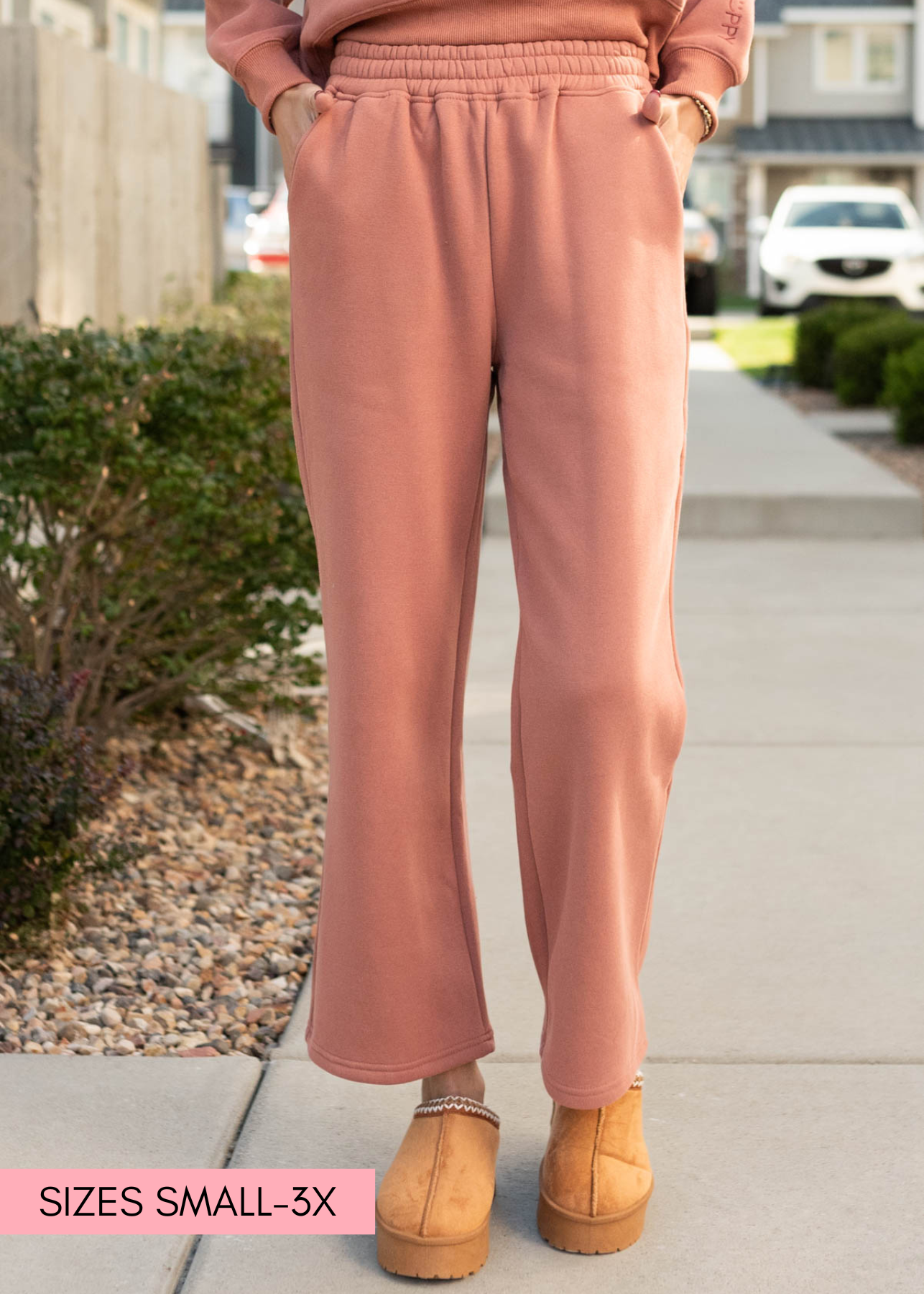 Dusty rose sweat pants with pockets