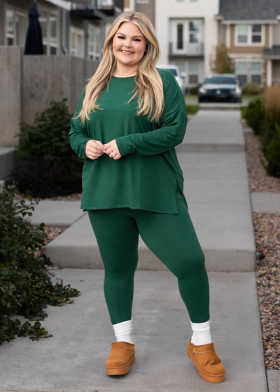 Long sleeve plus size dark green lounge wear set with leggings