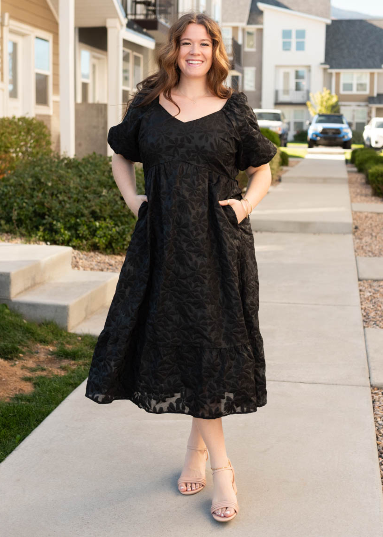 plus size black tiered floral dress with pockets