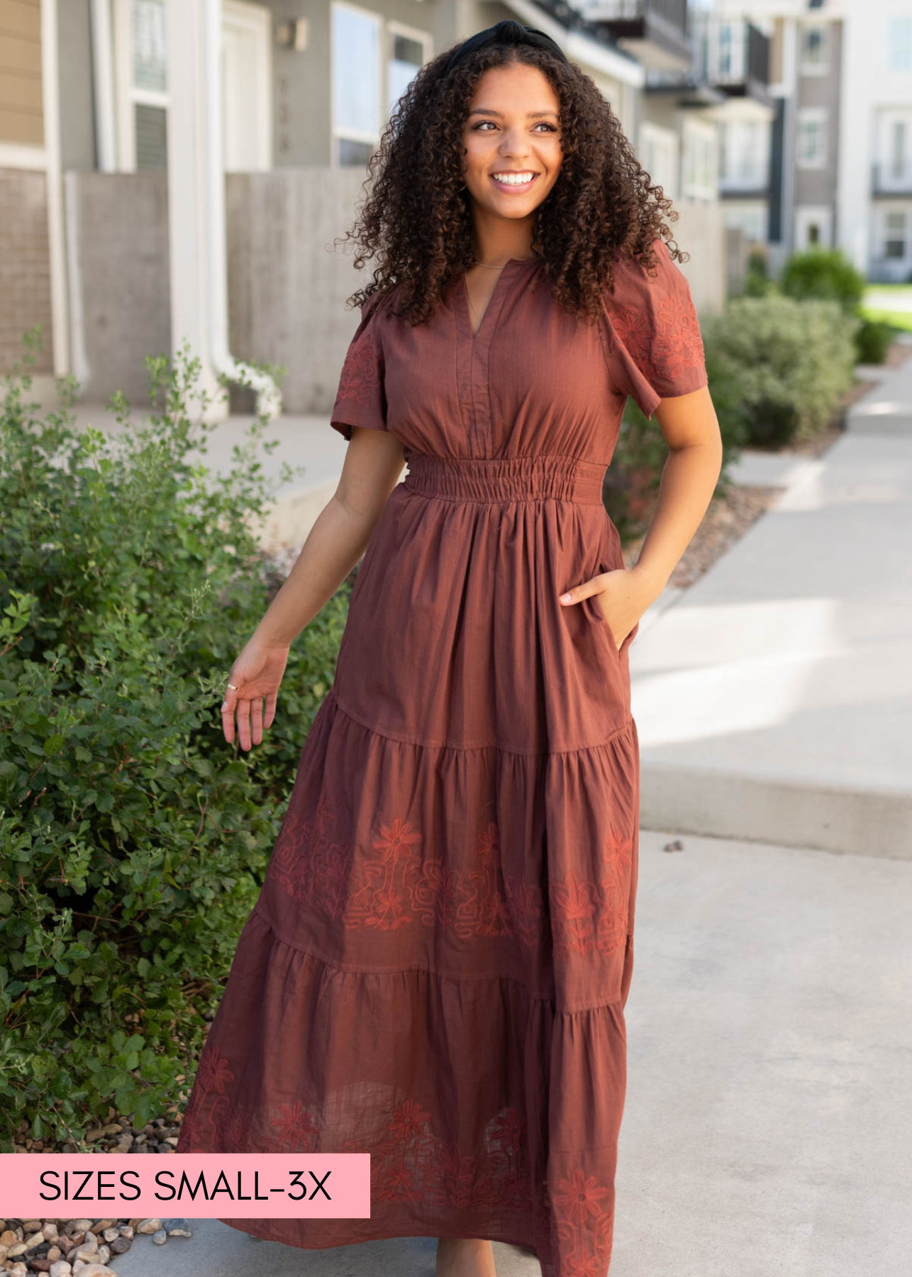 Burgundy embroidered detail dress with high elastic wasit