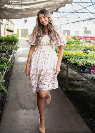 Beige daisy dress