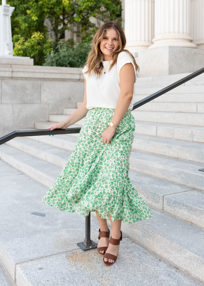 Smalll kelly green floral skirt