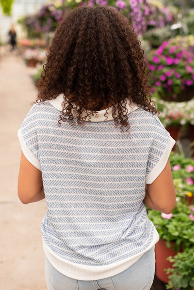 Back view of the blue striped vneck top