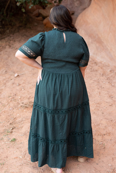 Back view of the plus size hunter green dress