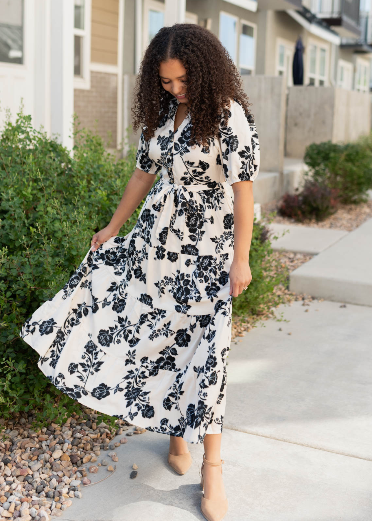 Cream floral button tiered dress with short sleeves