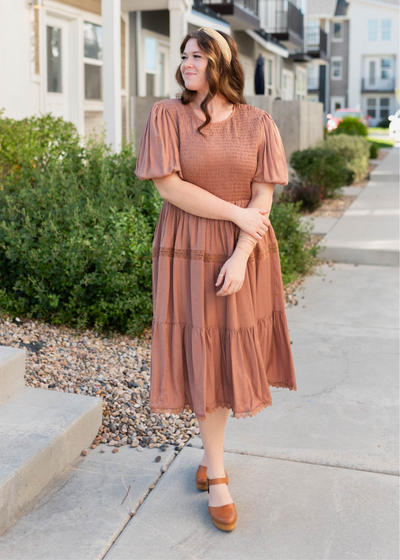 Short sleeve chestnut dress