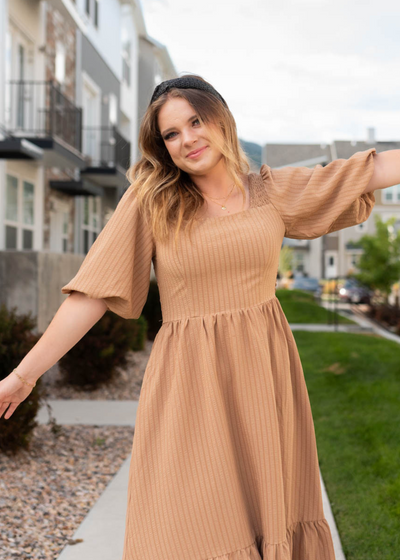 Short sleeve taupe square neck dress