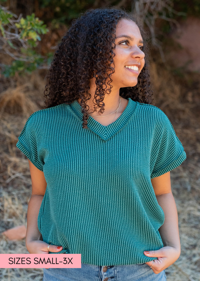 Hunter green ribbed top with short sleeves