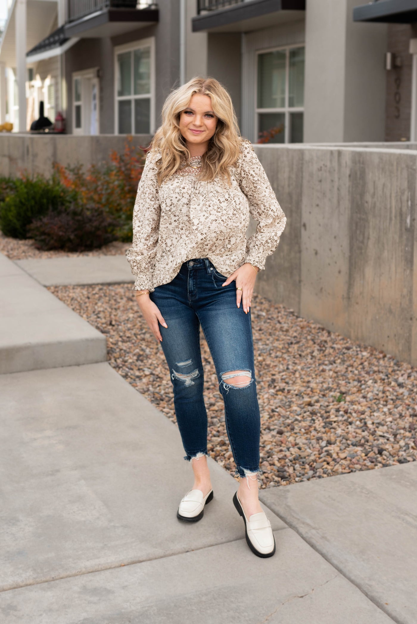 Floral taupe pattern blouse