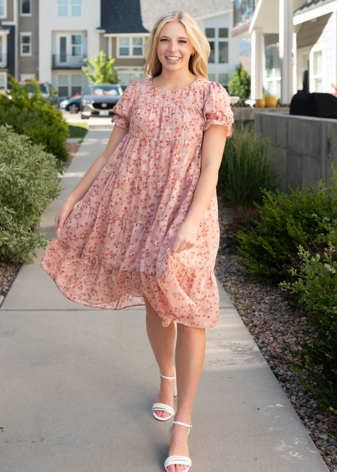 Short sleeve tiered pink floral dress