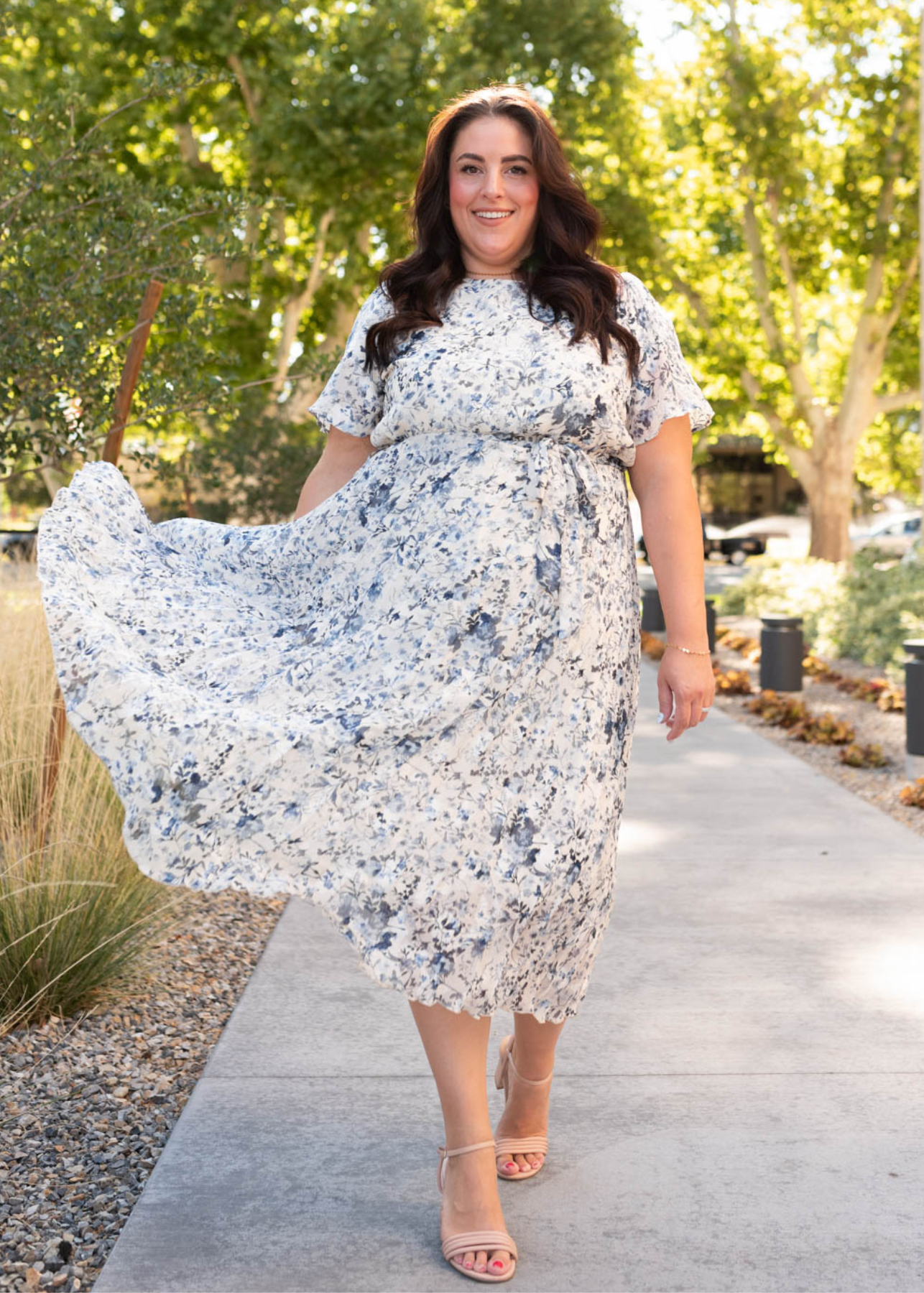 Plus size blue floral leated dress