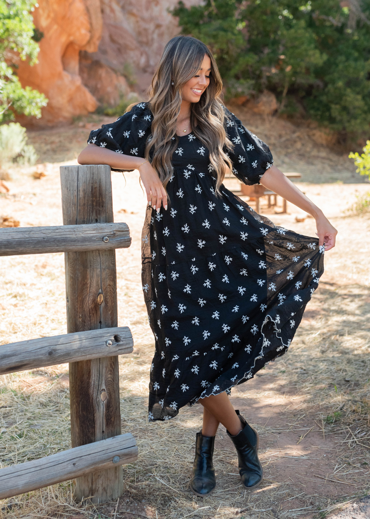 Short sleeve black florla tiered dress