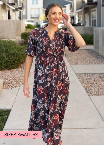 Dark Plum floral dress with short sleeves