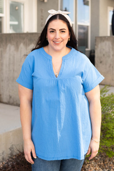 Short sleeve plus size blue v-neck top