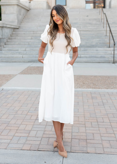 Short sleeve ivory knit bodice dress