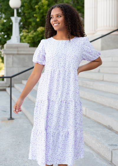 Lavender daisy dress with short sleeves