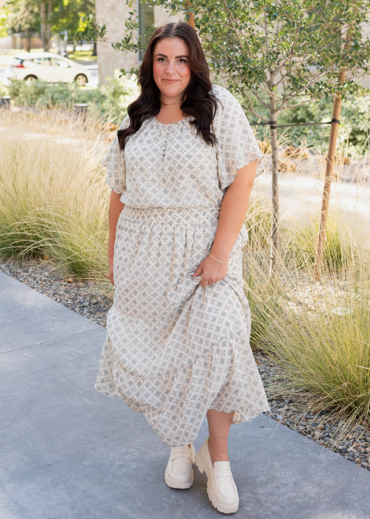 Plus size cream pattern chiffon top with round neck