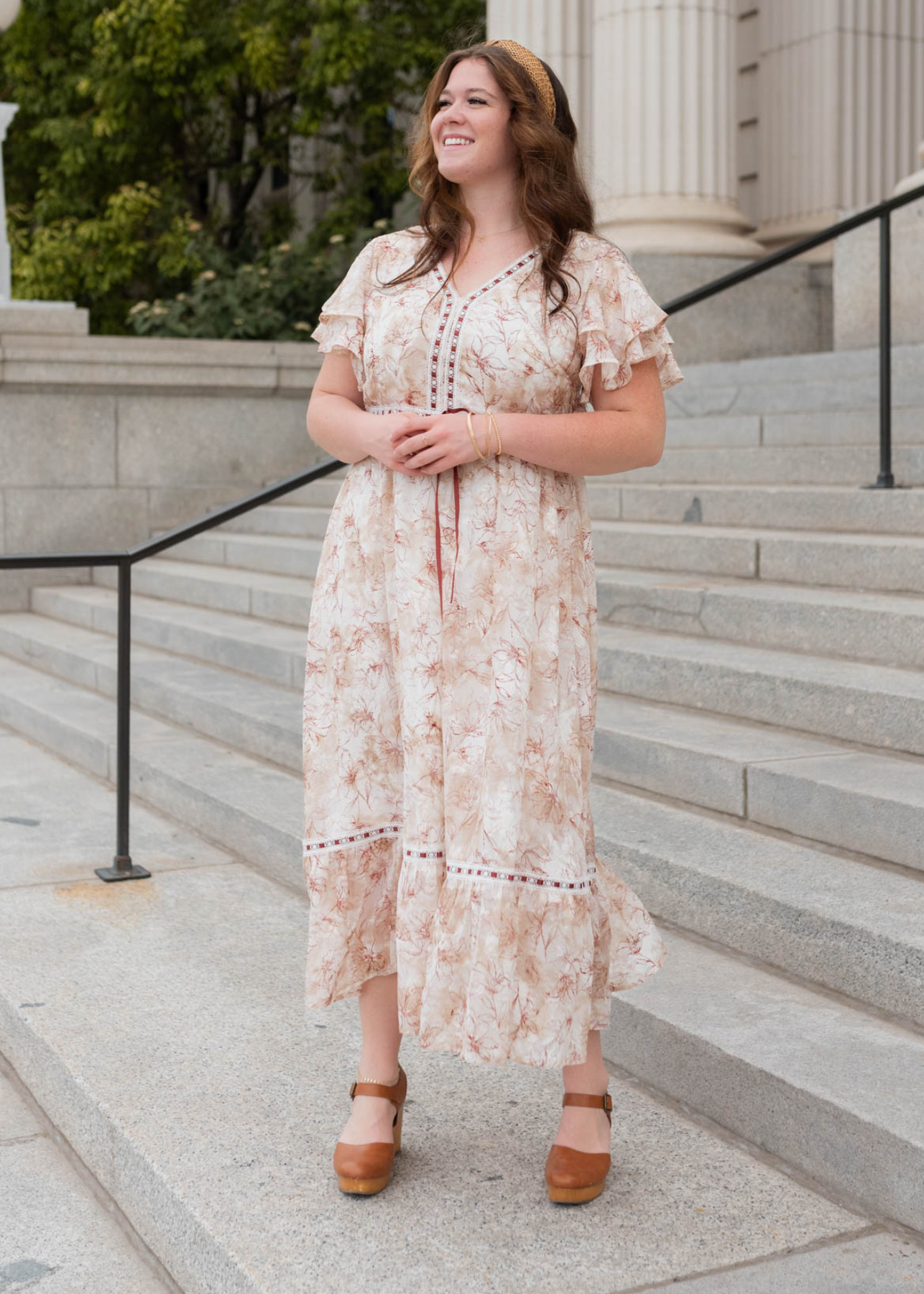 Burgundy floral lace dress with short sleeves