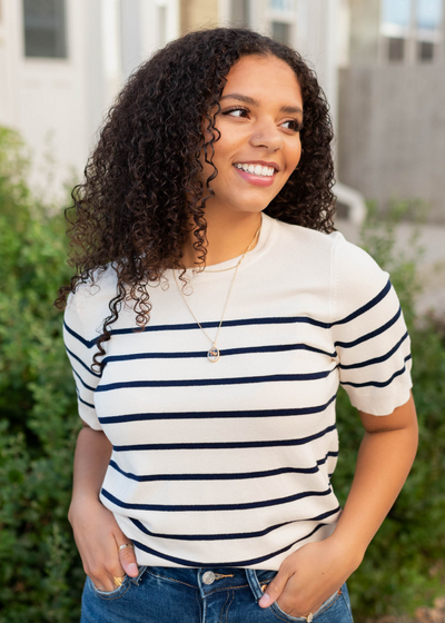 Navy stripe top