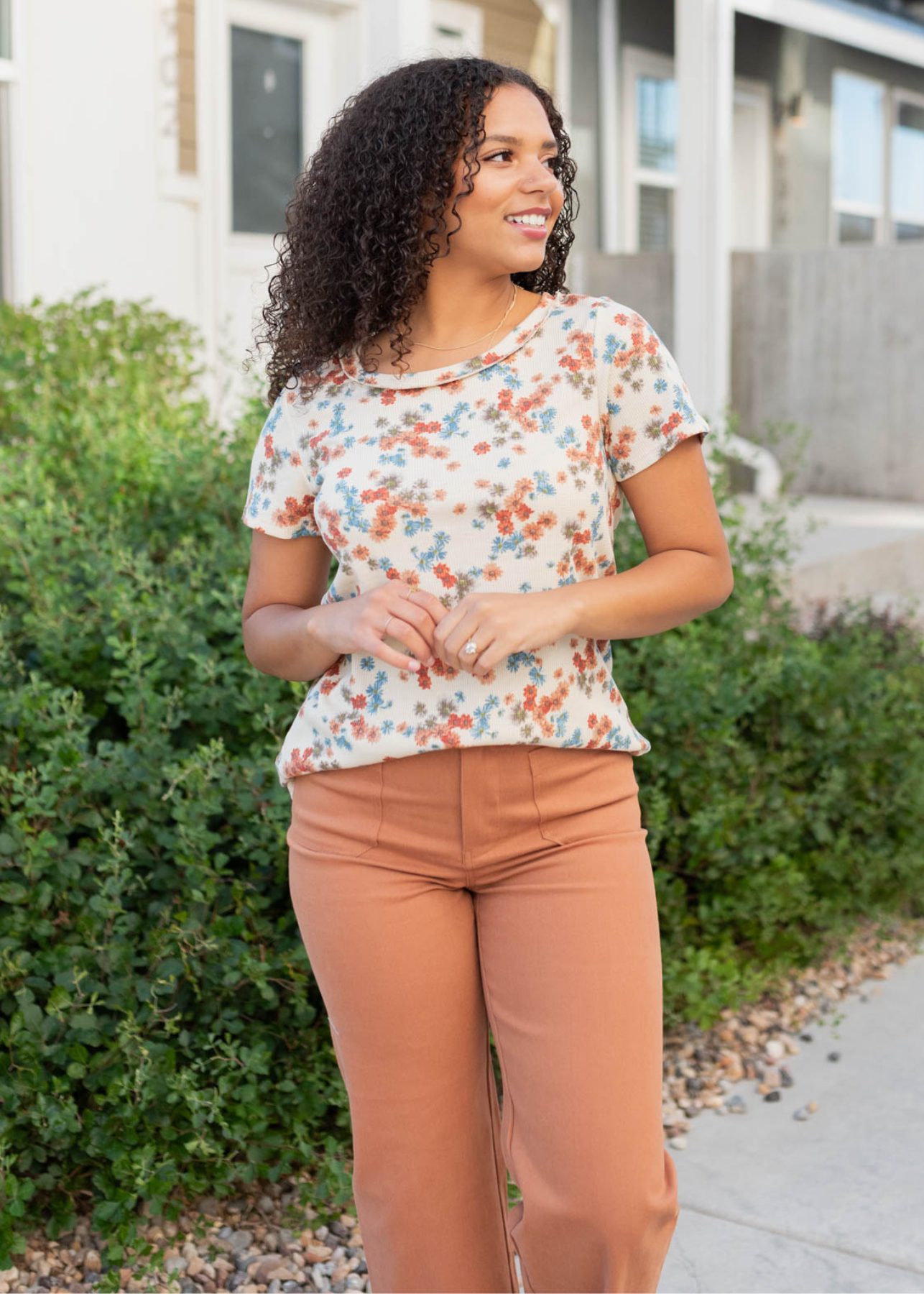 Caramel pants with a wide leg