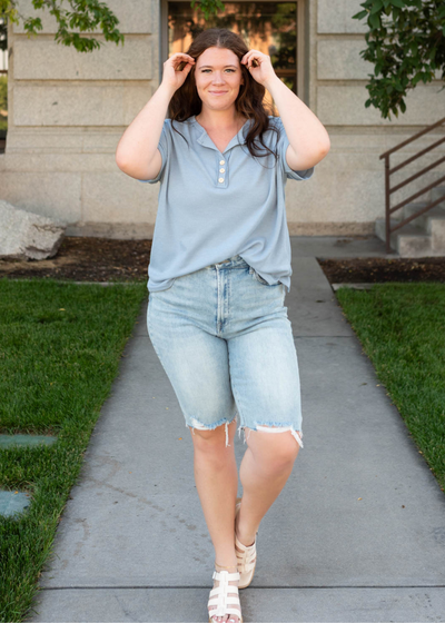 Plus size vintage blue waffle knit top with short sleeves